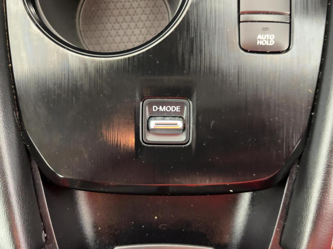 Photo '28' of Nissan X-Trail