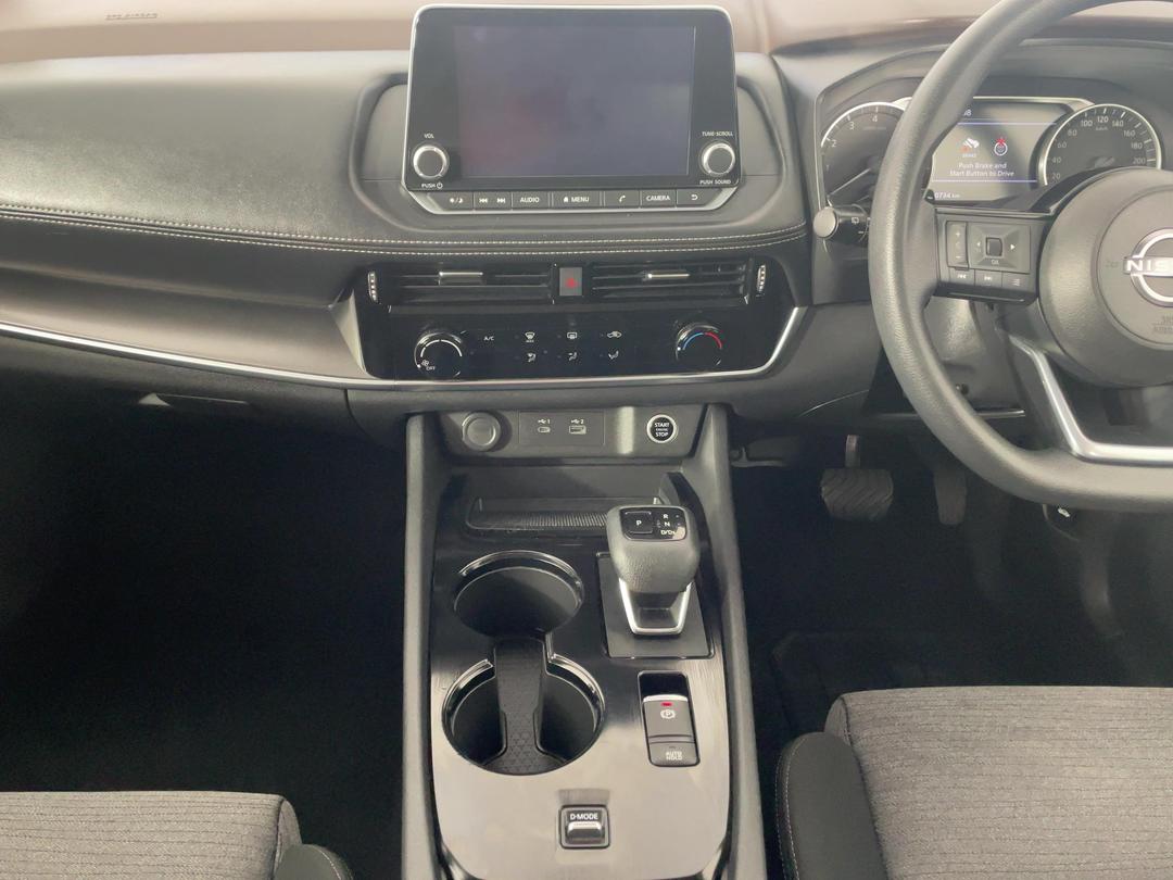 Photo '18' of Nissan X-Trail