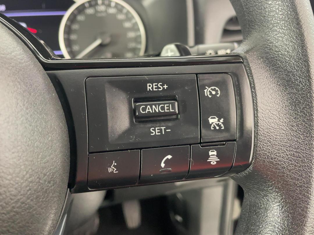 Photo '24' of Nissan X-Trail