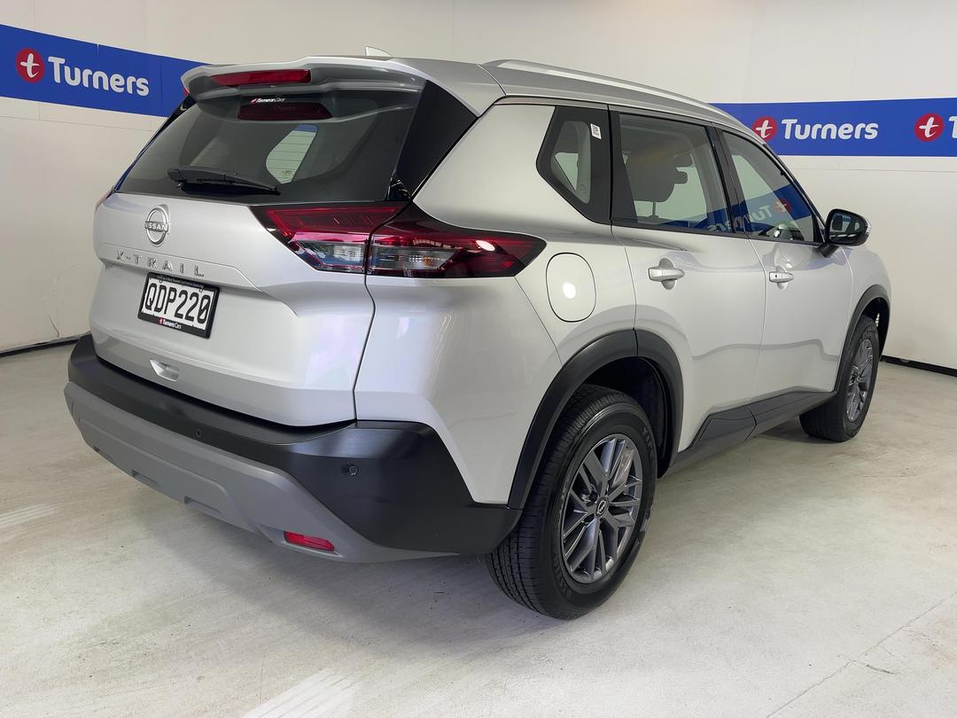 Photo '7' of Nissan X-Trail