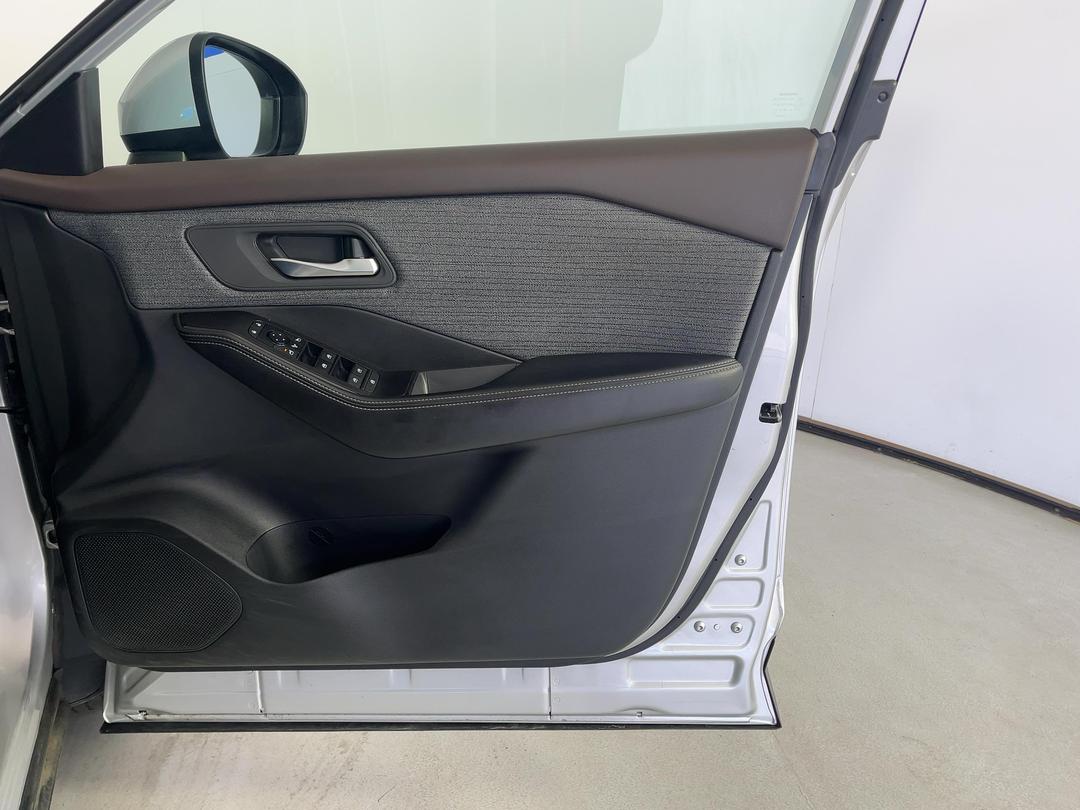 Photo '15' of Nissan X-Trail