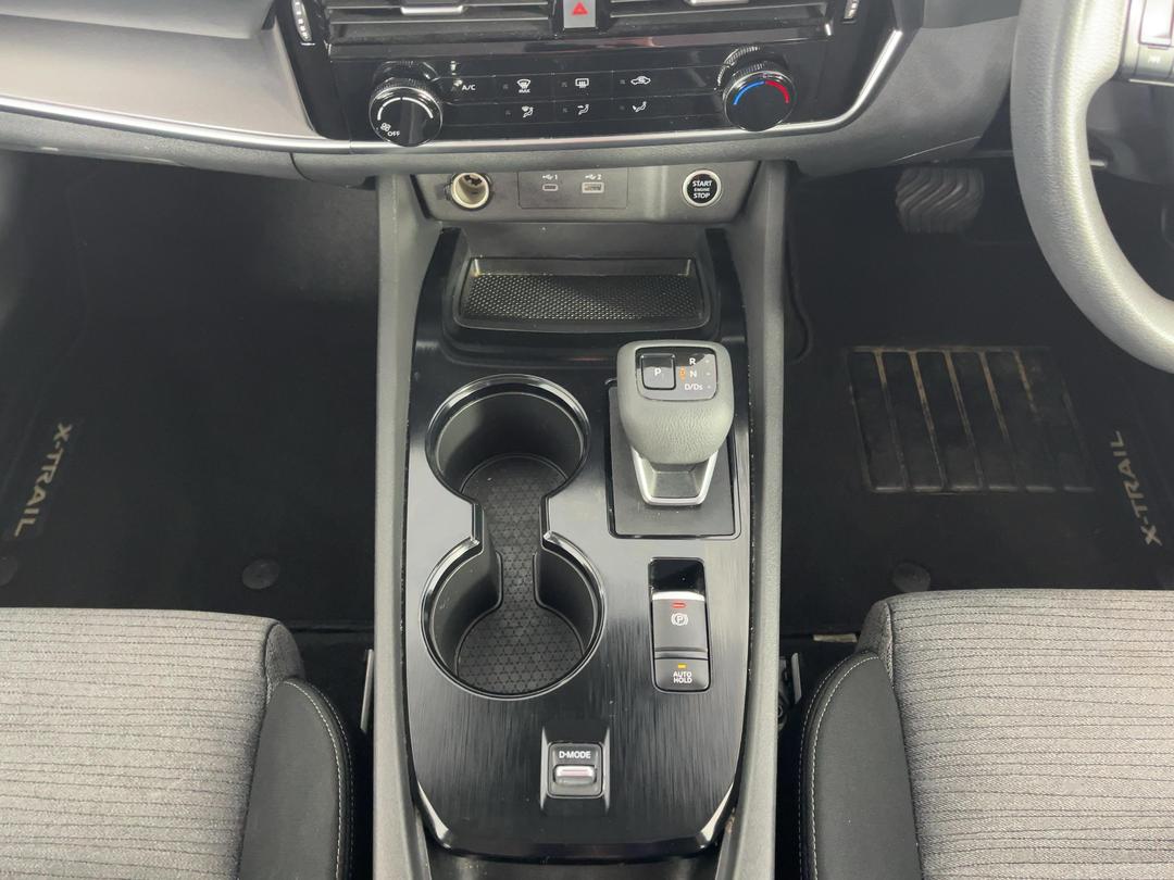 Photo '18' of Nissan X-Trail