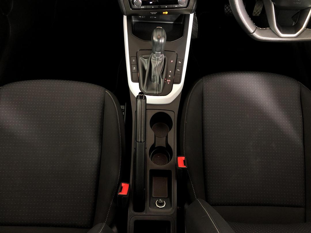 Photo '18' of Seat Arona