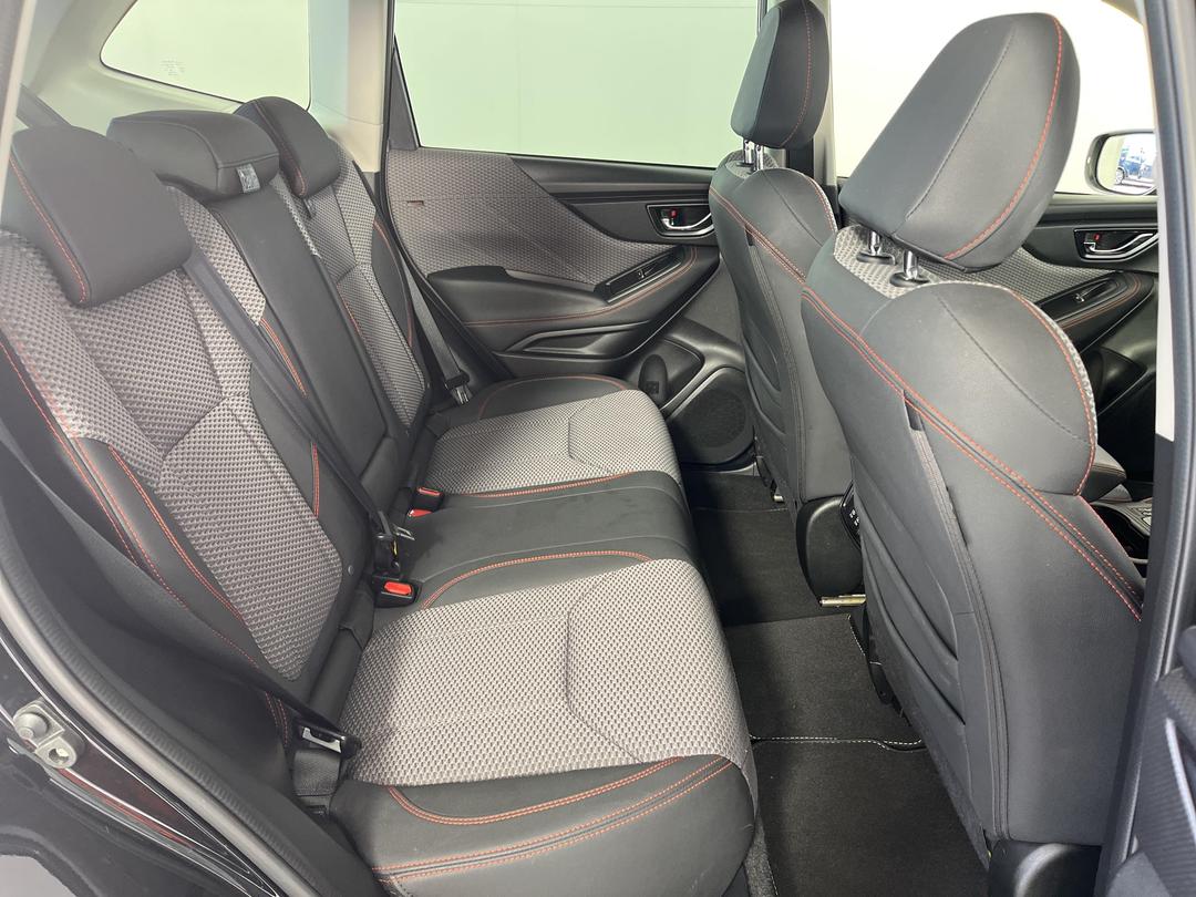 Photo '20' of Subaru Forester