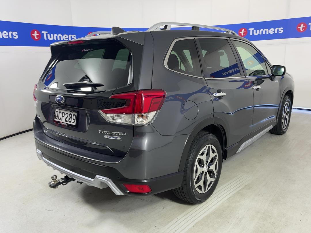 Photo '7' of Subaru Forester