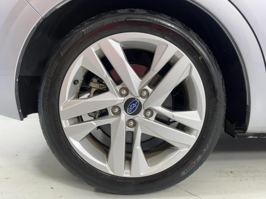 Photo '12' of Subaru Impreza