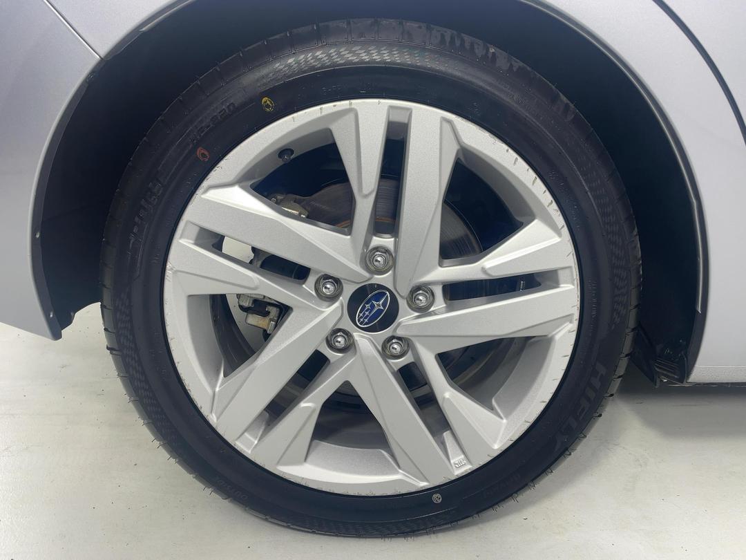 Photo '12' of Subaru Impreza