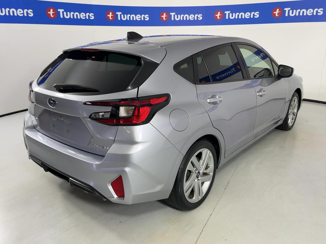 Photo '7' of Subaru Impreza