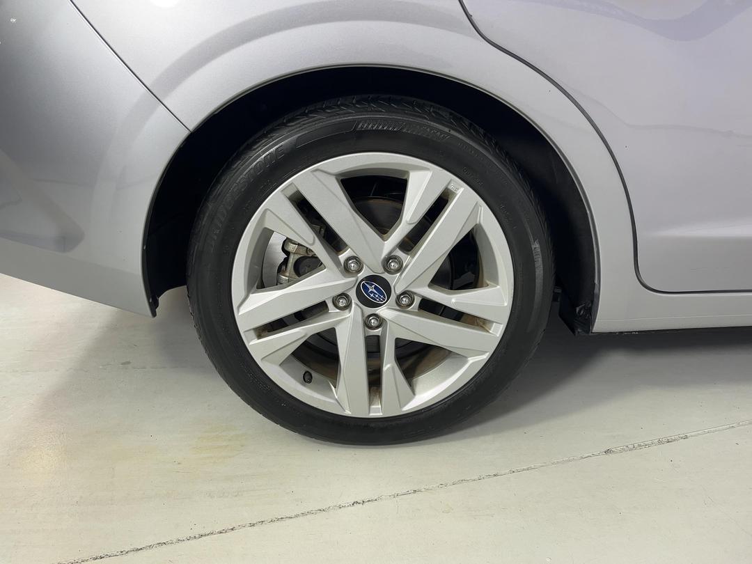 Photo '12' of Subaru Impreza