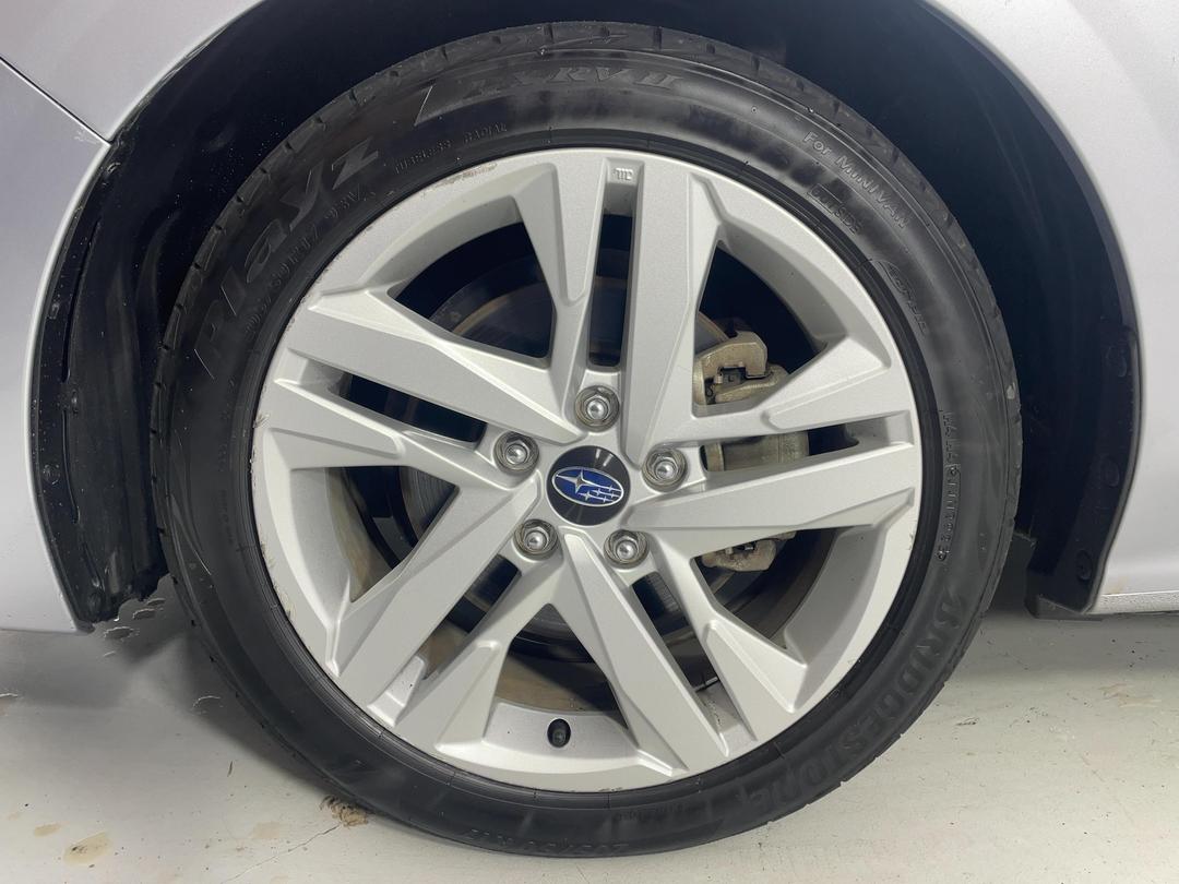 Photo '10' of Subaru Impreza