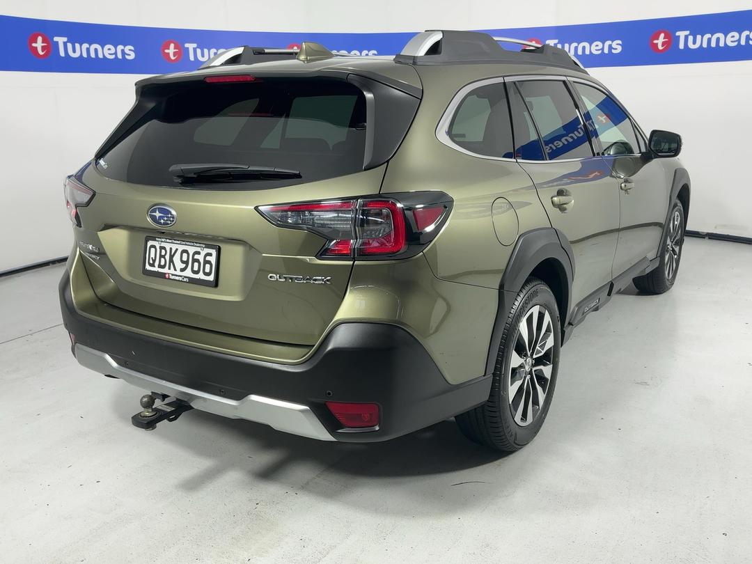 Photo '7' of Subaru Outback