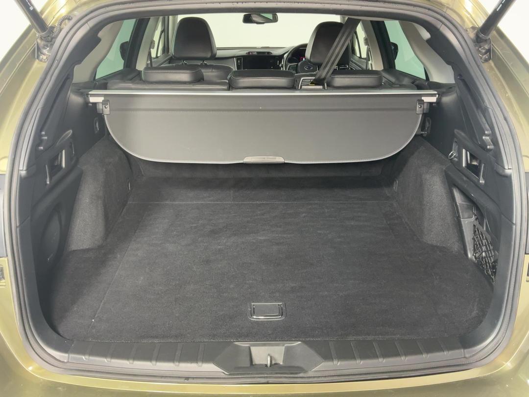Photo '14' of Subaru Outback