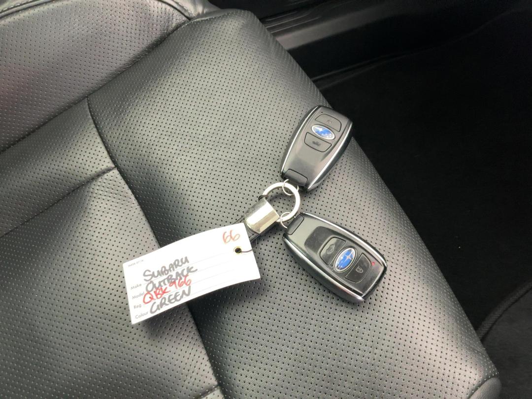 Photo '22' of Subaru Outback