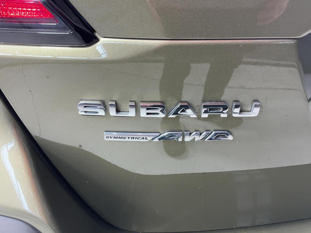 Photo '30' of Subaru Outback