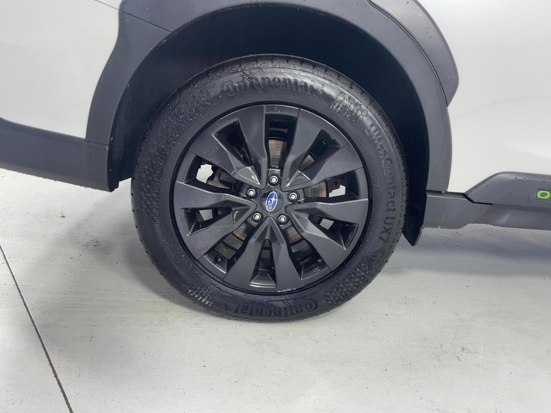 Photo '12' of Subaru Outback