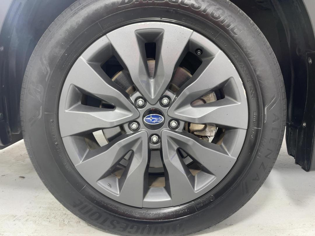 Photo '10' of Subaru Outback