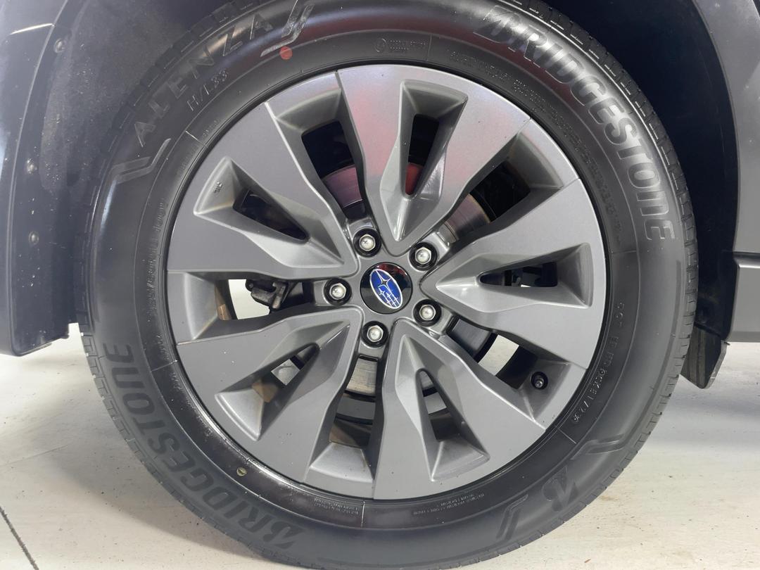 Photo '12' of Subaru Outback