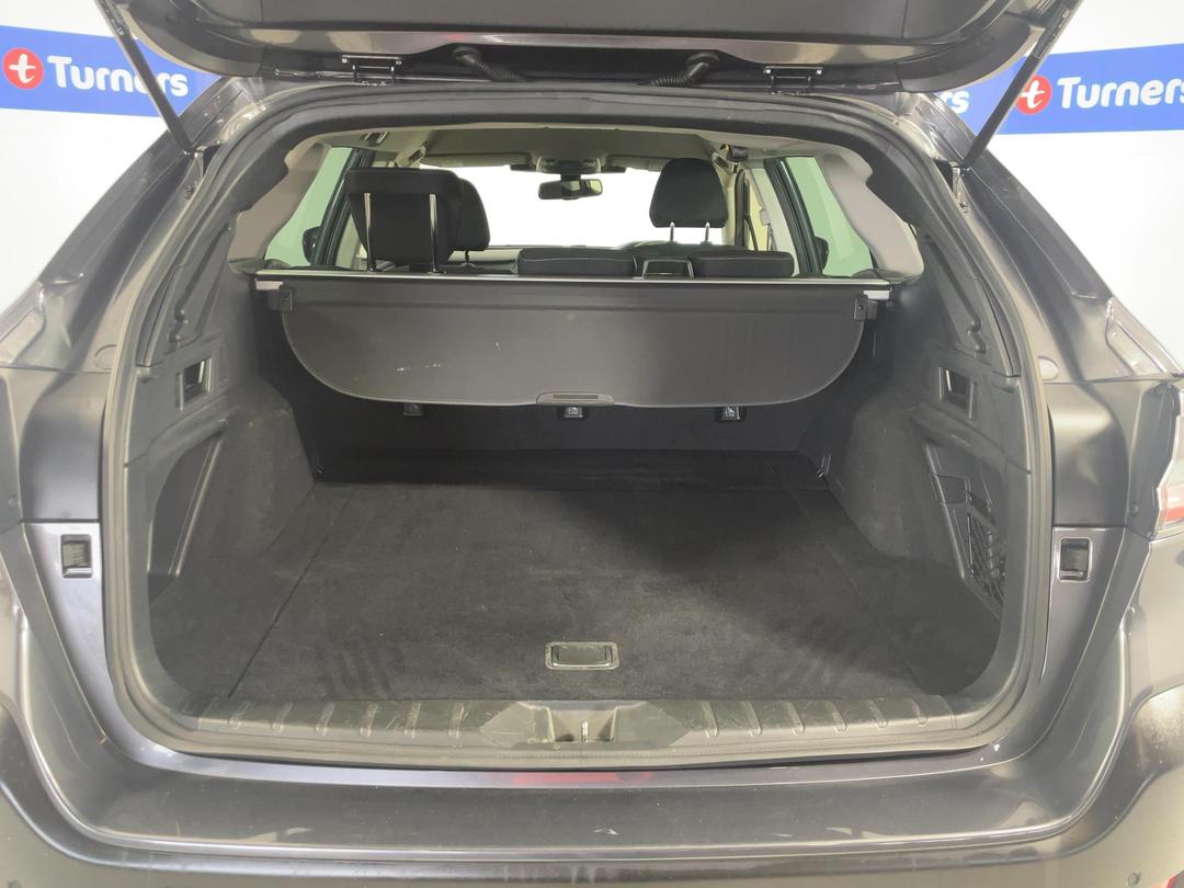 Photo '14' of Subaru Outback