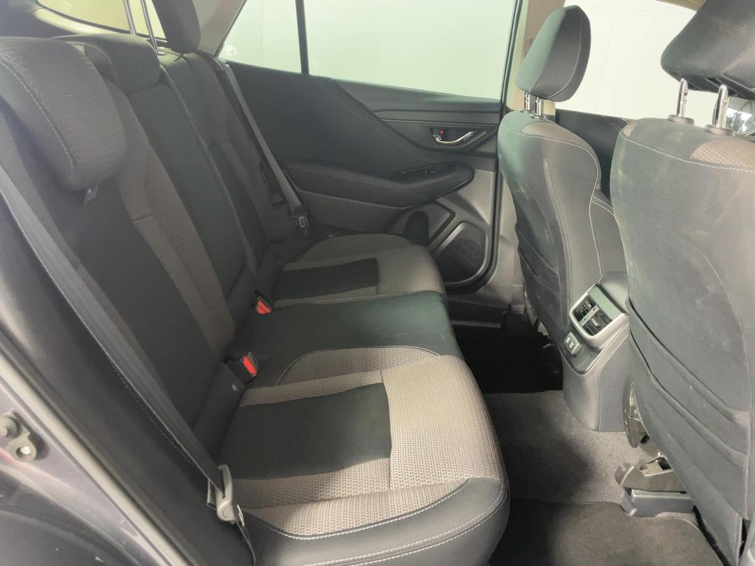 Photo '20' of Subaru Outback