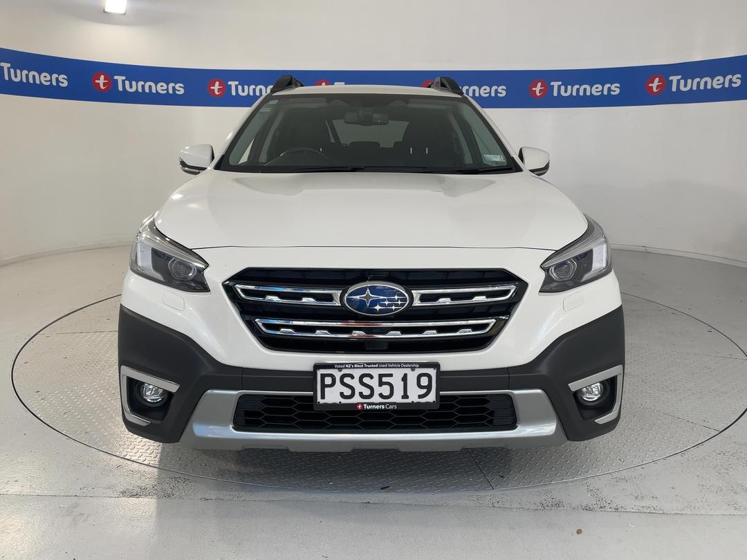 Photo '2' of Subaru Outback