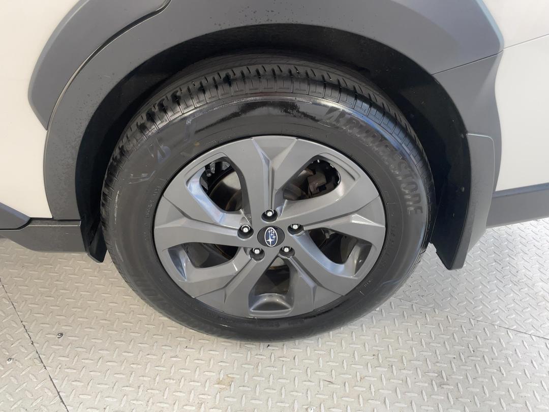 Photo '11' of Subaru Outback