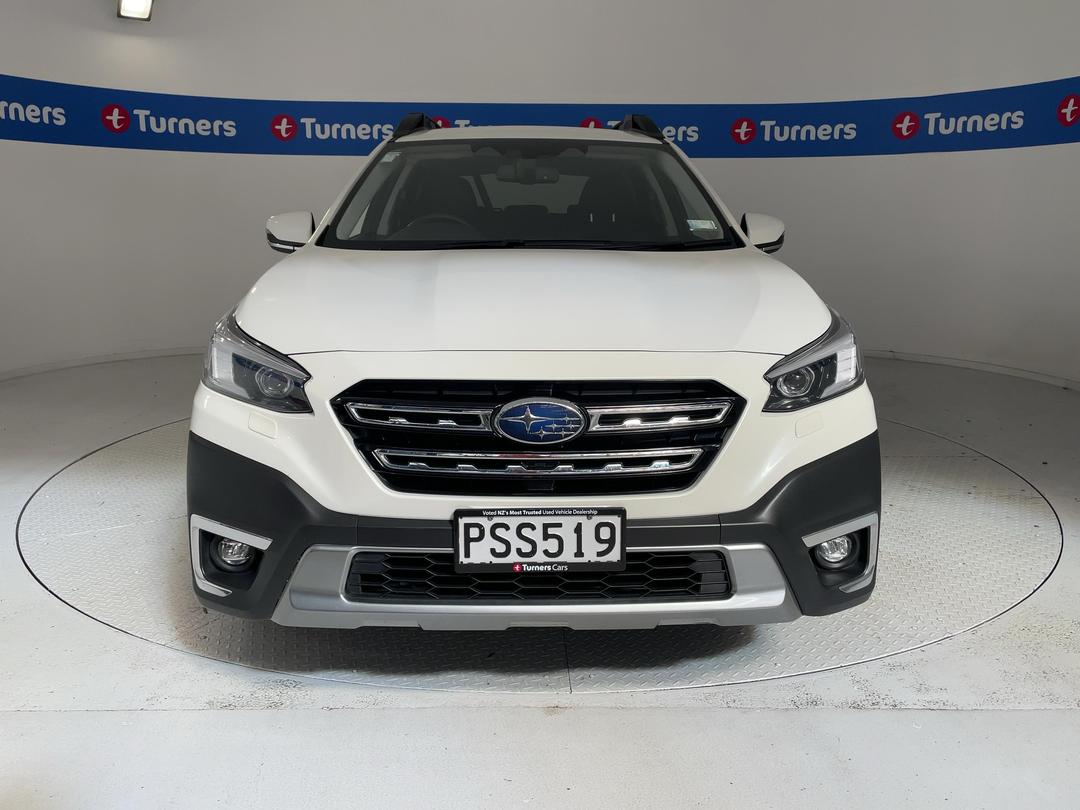 Photo '2' of Subaru Outback