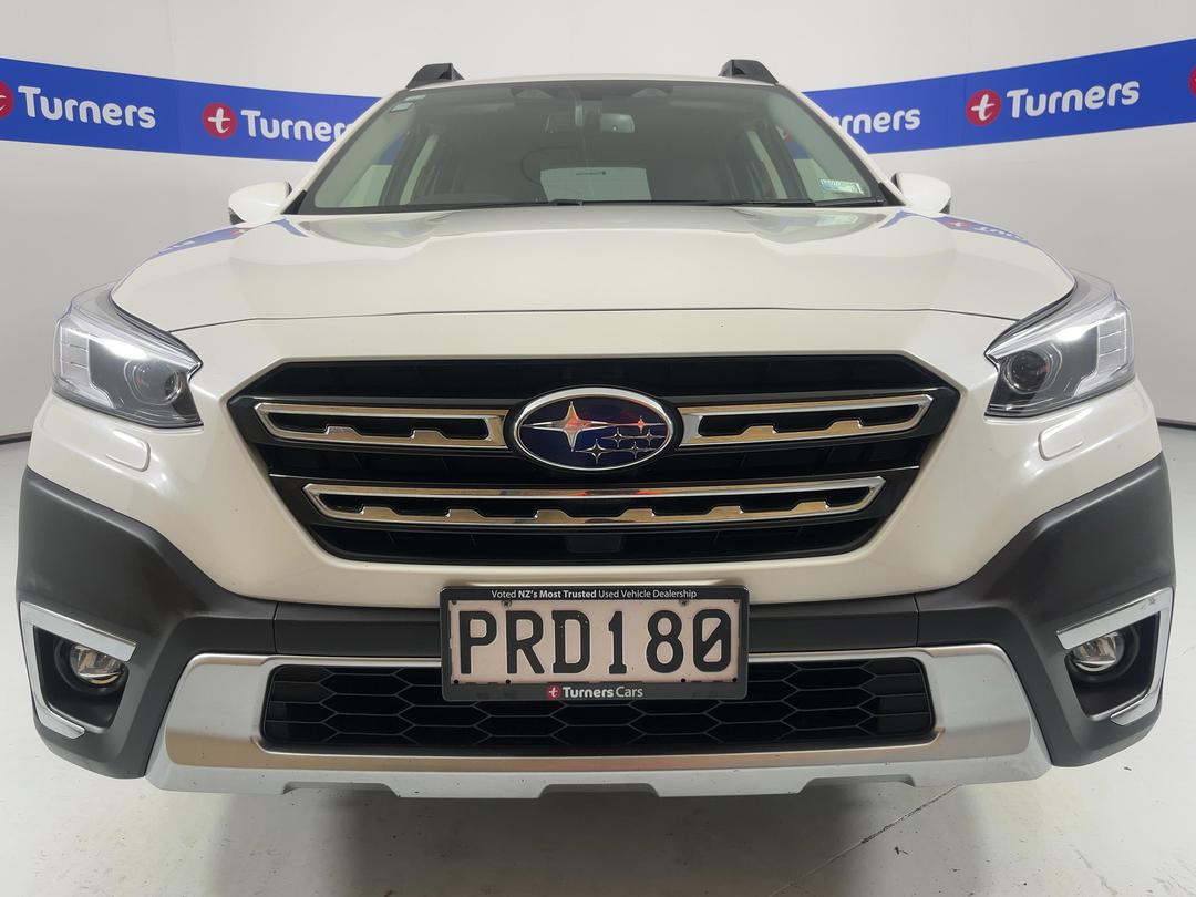 Photo '2' of Subaru Outback