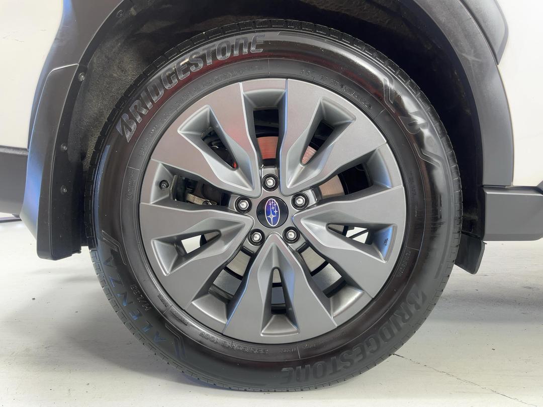 Photo '12' of Subaru Outback