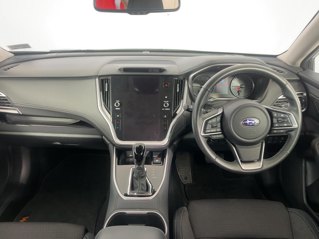 Photo '17' of Subaru Outback