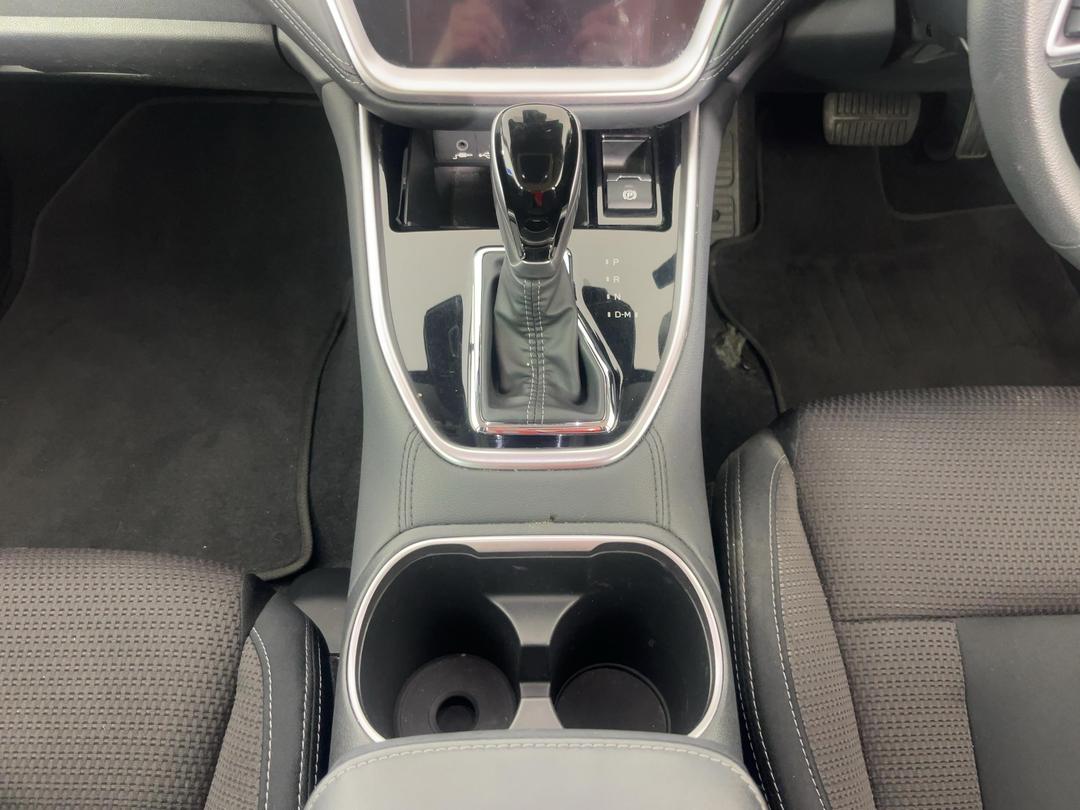Photo '18' of Subaru Outback