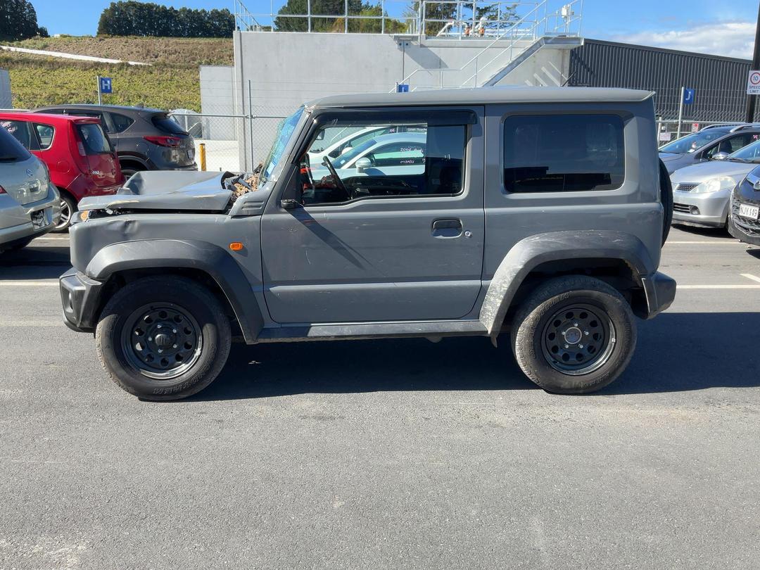 Photo '5' of Suzuki Jimny JX Carry Photo '5' of Suzuki Jimny JX Carry