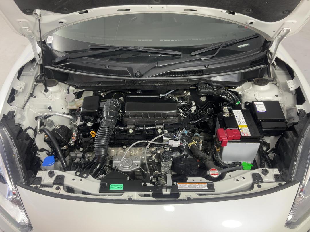 Photo '13' of Suzuki Swift