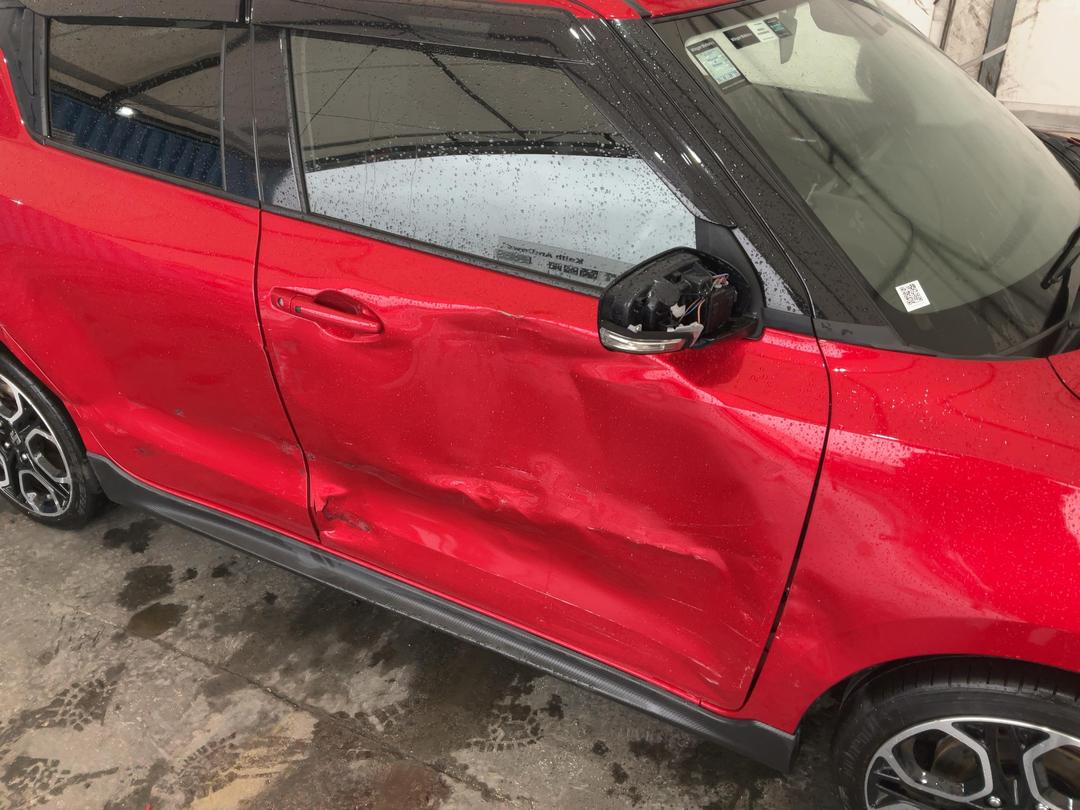 Photo '3' of Suzuki Swift Sport