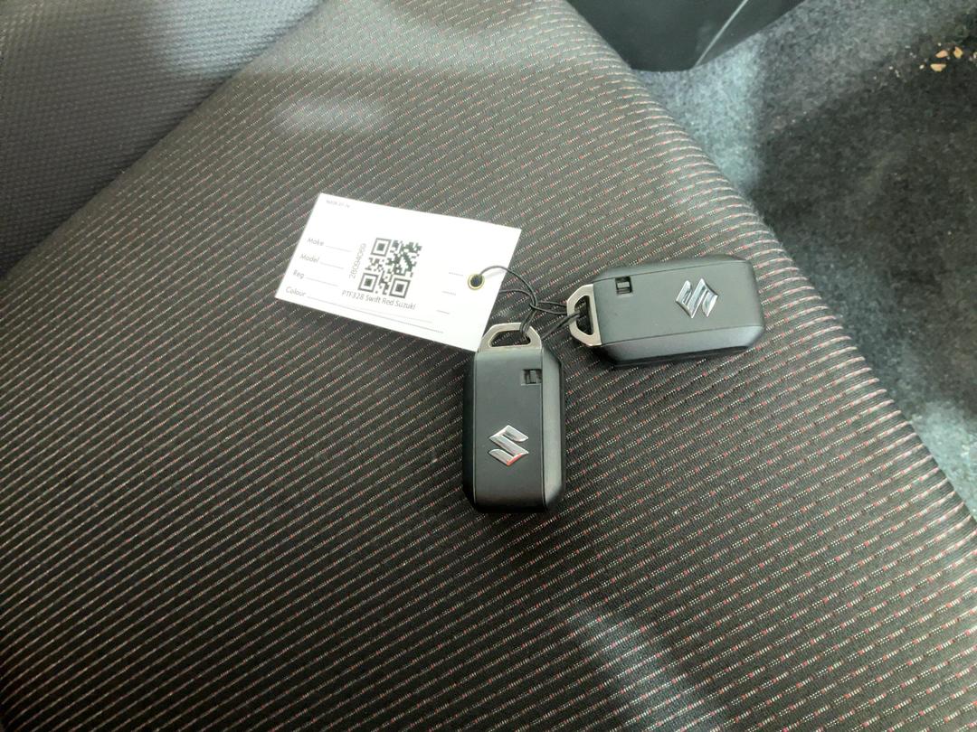 Photo '17' of Suzuki Swift Sport