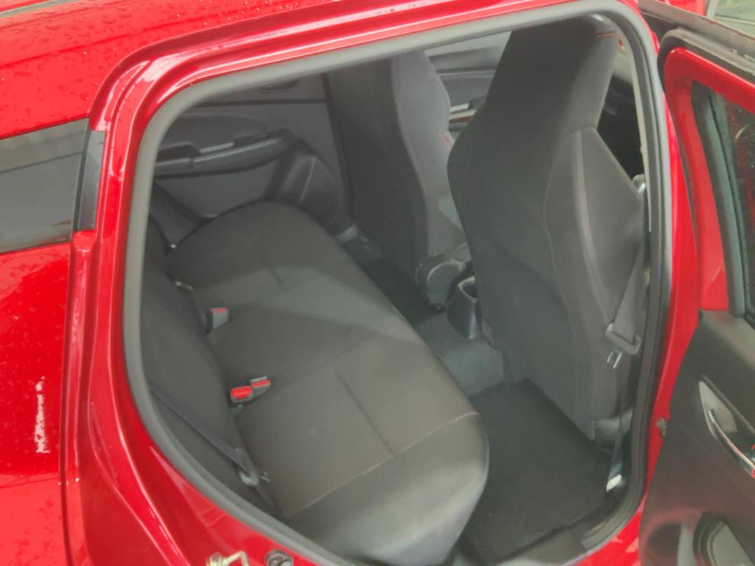 Photo '19' of Suzuki Swift Sport