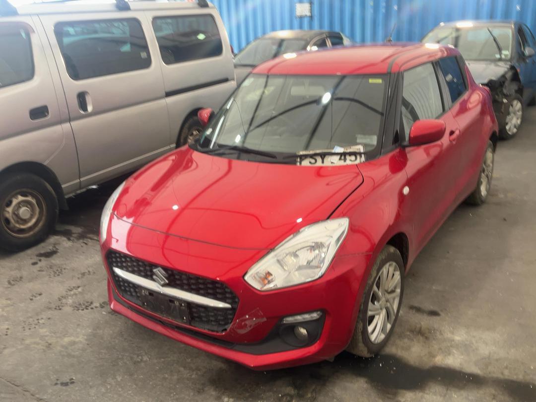 Photo '5' of Suzuki Swift GL Photo '5' of Suzuki Swift GL