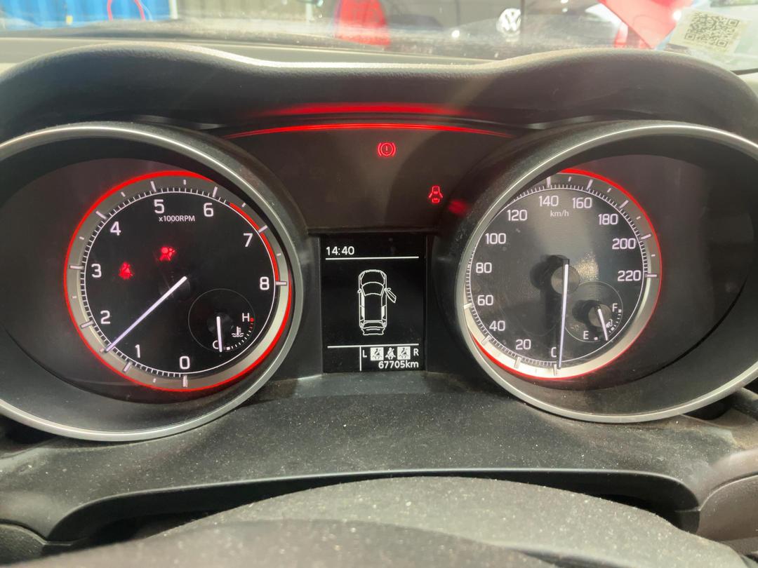 Photo '18' of Suzuki Swift GL Photo '18' of Suzuki Swift GL