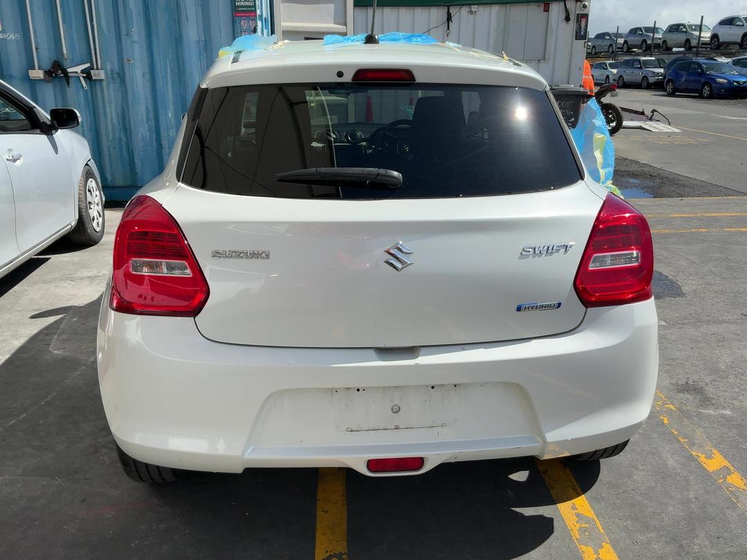 Photo '11' of Suzuki Swift GLX Hybrid Photo '11' of Suzuki Swift GLX Hybrid