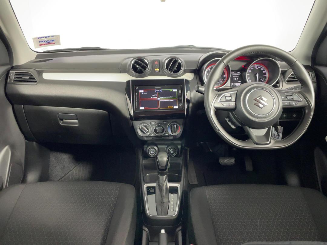 Photo '17' of Suzuki Swift