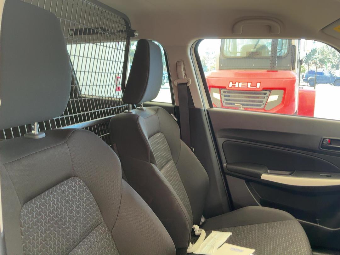 Photo '15' of Suzuki Swift GL