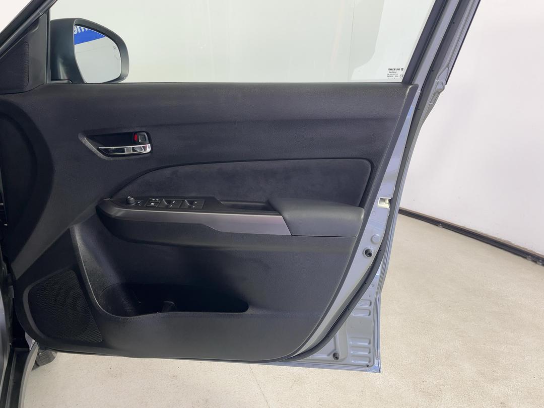Photo '15' of Suzuki Vitara