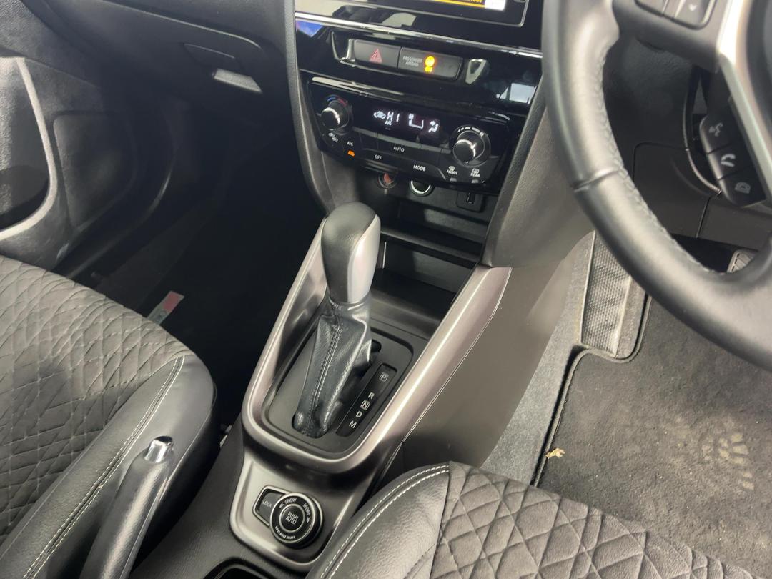 Photo '18' of Suzuki Vitara