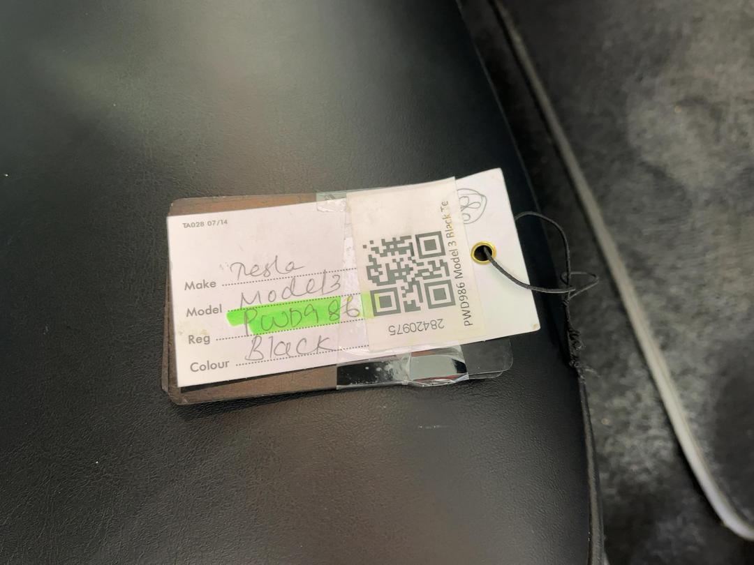Photo '22' of Tesla Model 3