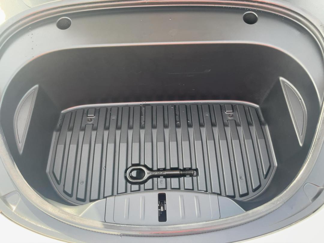 Photo '13' of Tesla Model 3