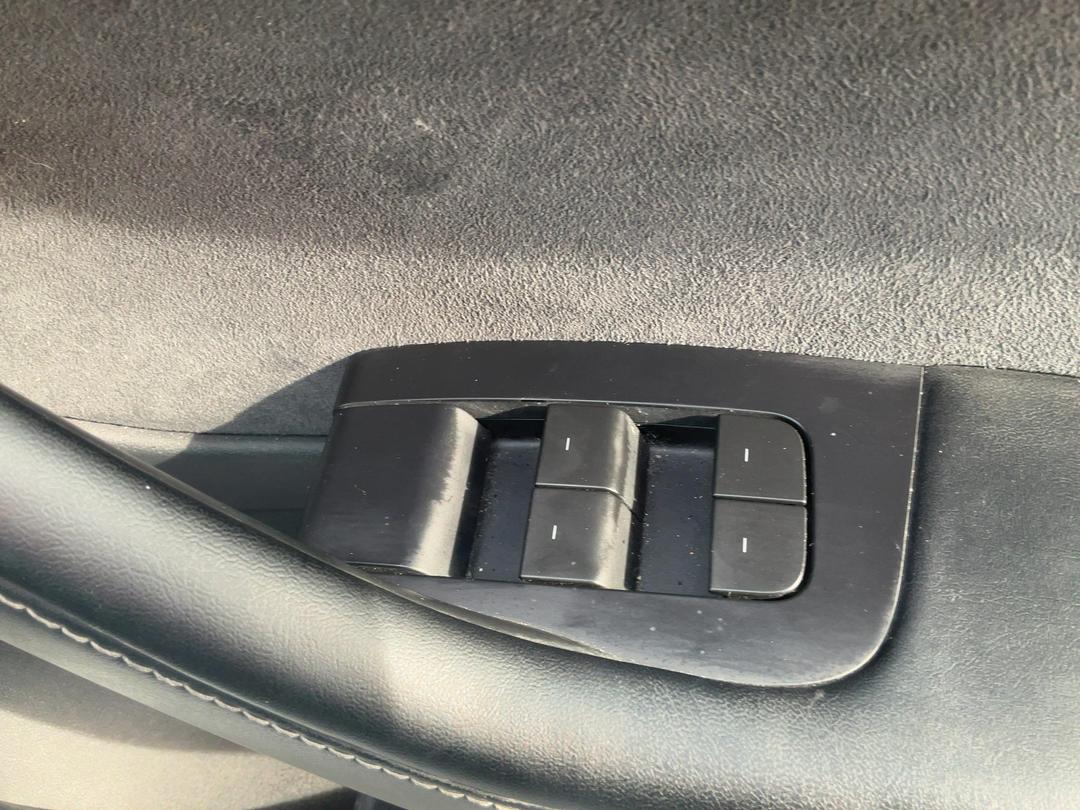 Photo '23' of Tesla Model 3