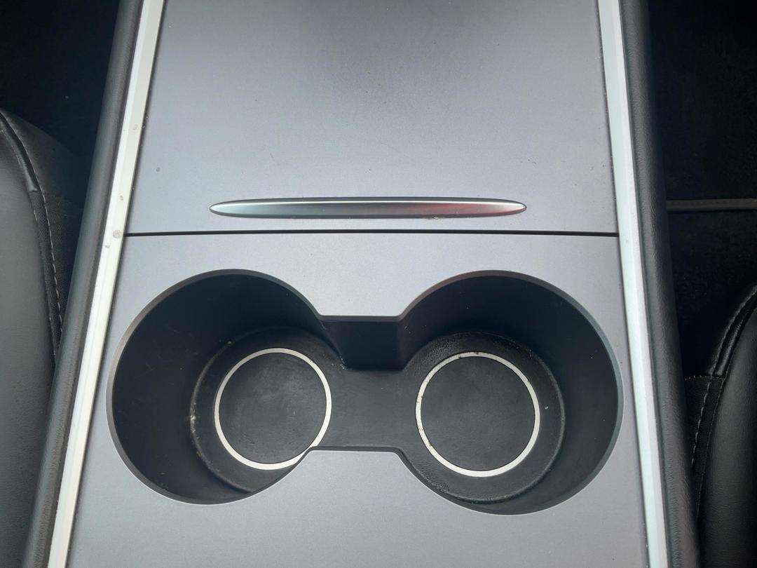 Photo '27' of Tesla Model 3
