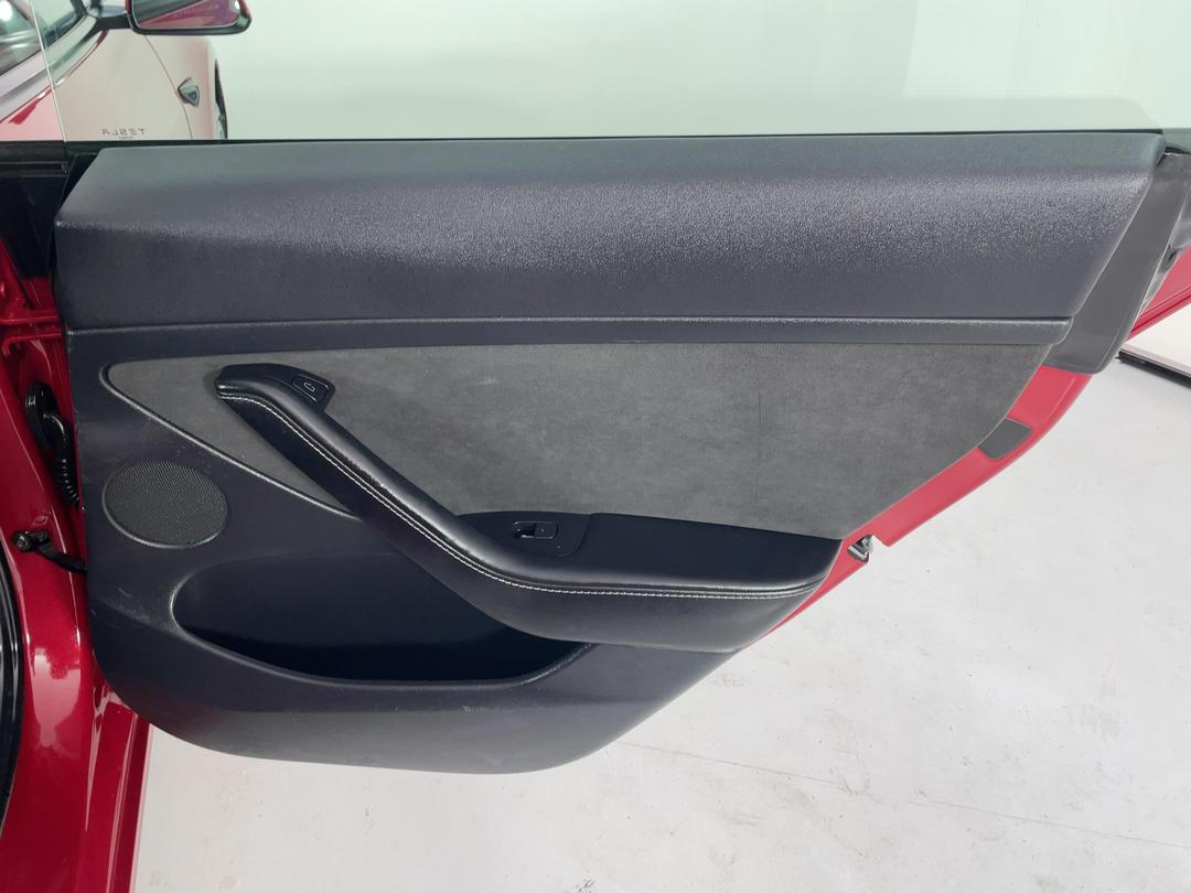 Photo '19' of Tesla Model 3