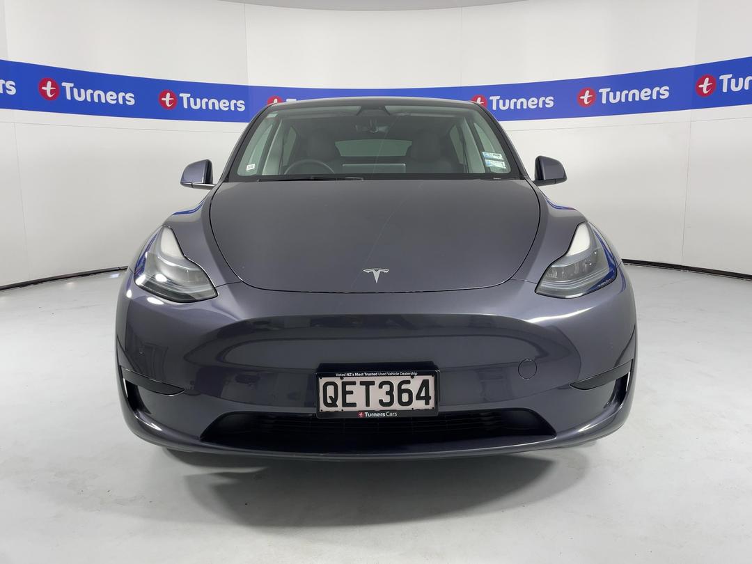Photo '2' of Tesla Model Y