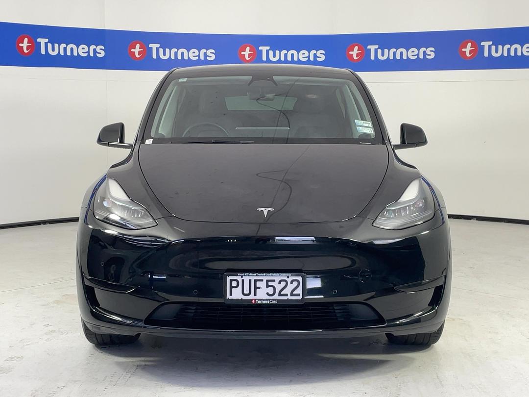 Photo '2' of Tesla Model Y