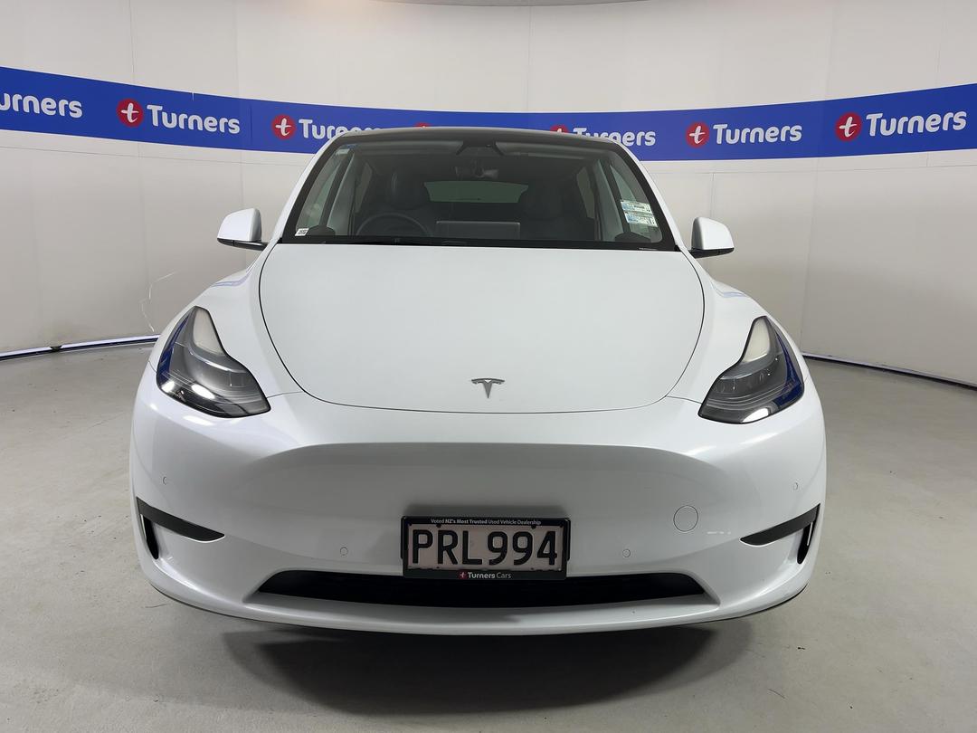 Photo '2' of Tesla Model Y